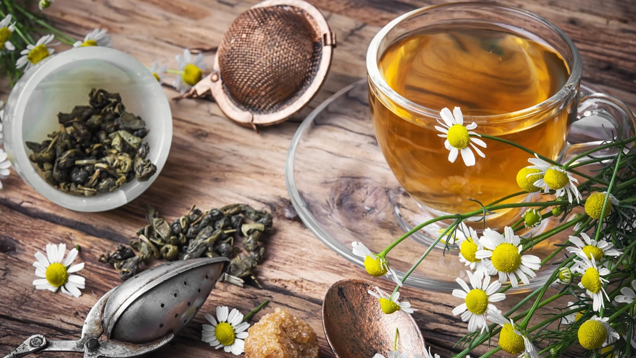 10 Herbal Tea Recipes for the New Year